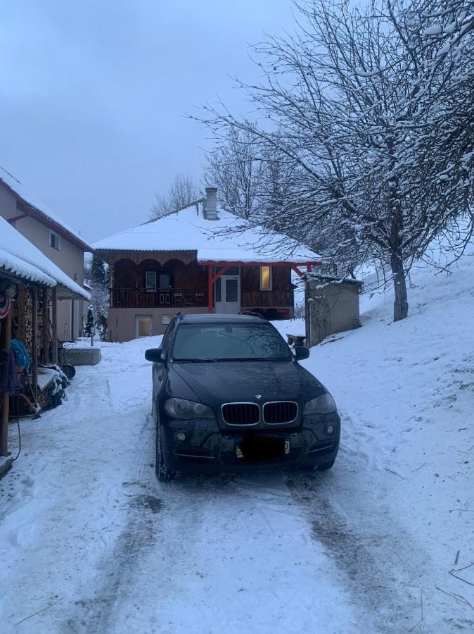 פודובובץ Cottage house מראה חיצוני תמונה